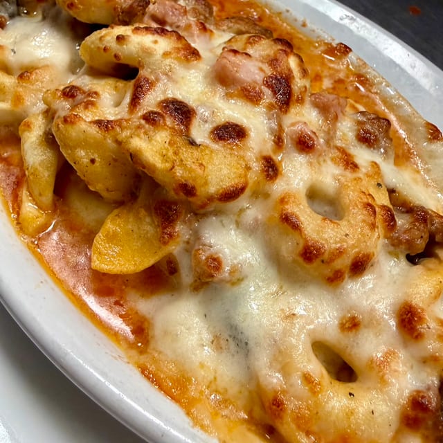 Tortellini Ala Forno. Lunch.
